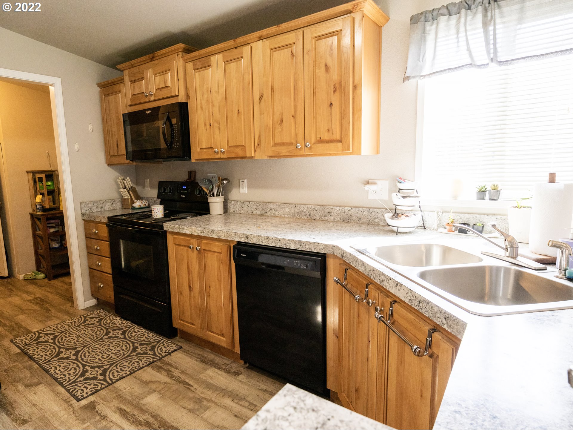 3622 Green River Road Sweet Home, OR 97386 - Photo 5 of 18 Gallery Image 5