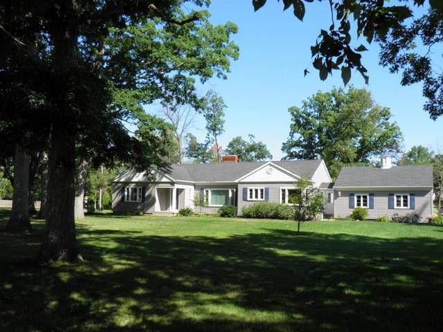 1565 East Tillman Road Fort Wayne, IN 46816 - Photo 1 of 31 Gallery Image 1