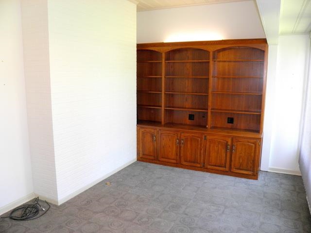 1565 East Tillman Road Fort Wayne, IN 46816 - Photo 12 of 31 Gallery Image 12