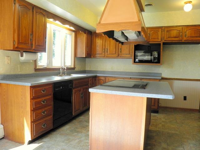 1565 East Tillman Road Fort Wayne, IN 46816 - Photo 14 of 31 Gallery Image 14