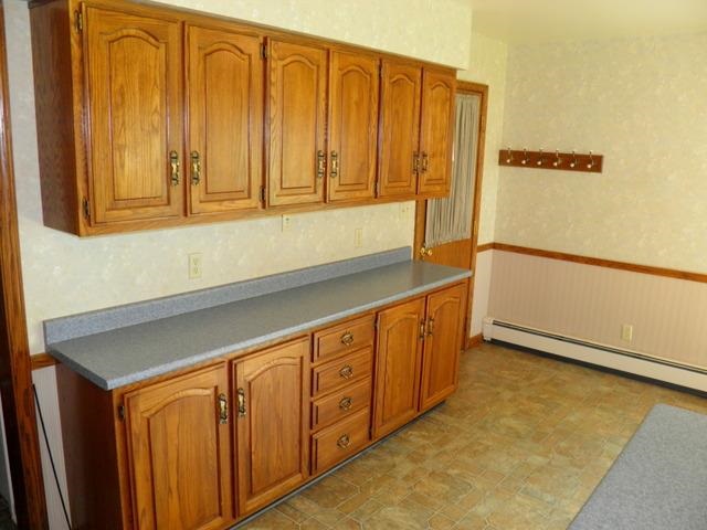 1565 East Tillman Road Fort Wayne, IN 46816 - Photo 4 of 31 Gallery Image 4