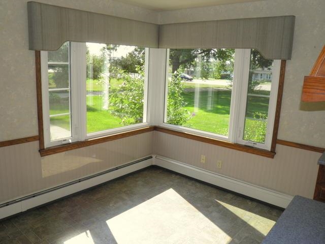1565 East Tillman Road Fort Wayne, IN 46816 - Photo 5 of 31 Gallery Image 5