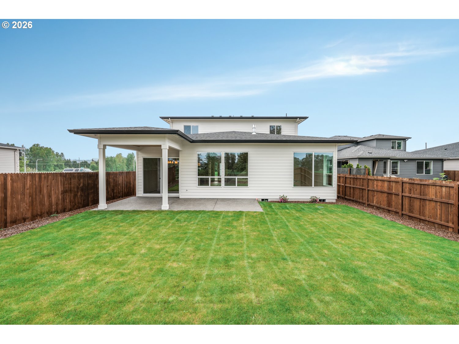 2040 South River Road Kelso, WA 98626 - Photo 33 of 43 a view of an house that has garden