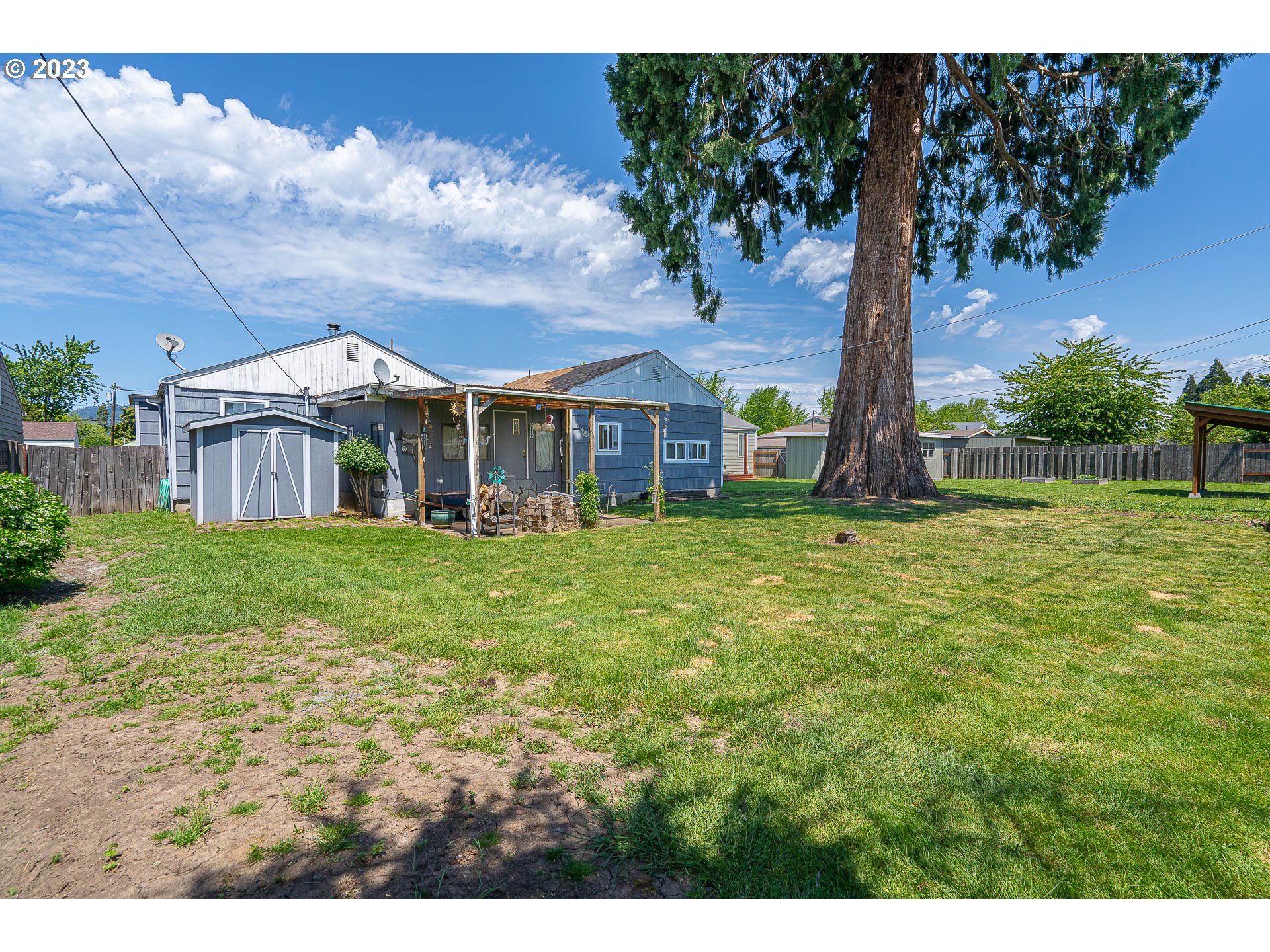 1639 F Street Springfield, OR 97477 - Photo 25 of 32 a view of a house with a yard