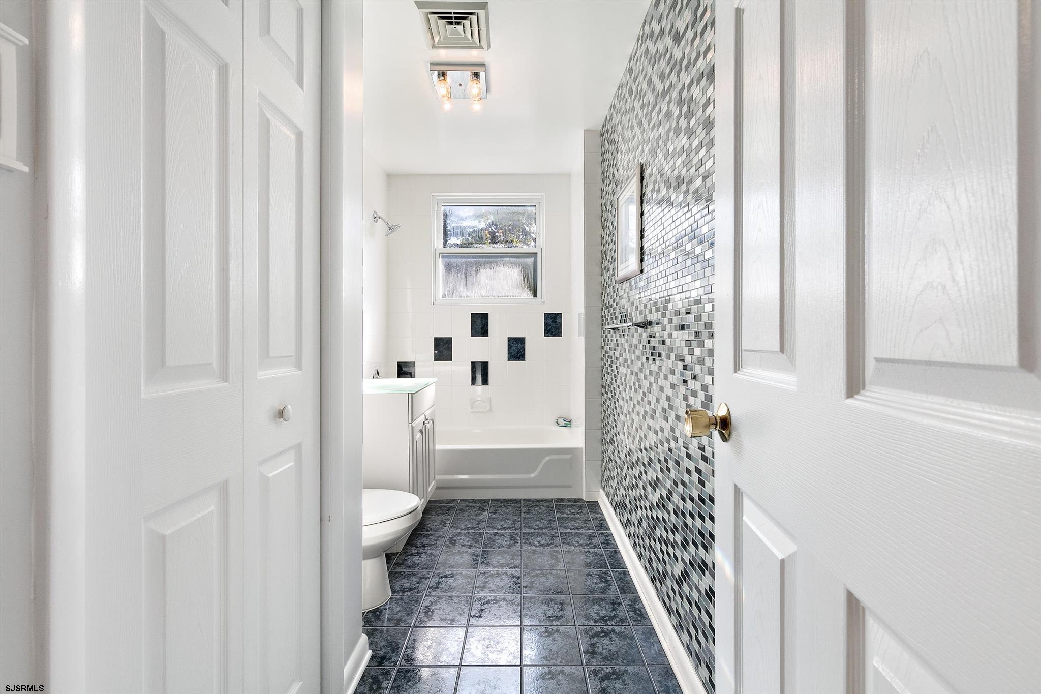 1401 Shore Road Northfield, NJ 08225 - Photo 58 of 96
