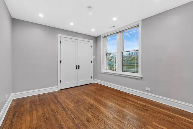 $3,400 | 4932 North Ridgeway Avenue, Unit 2, Chicago, IL 60625