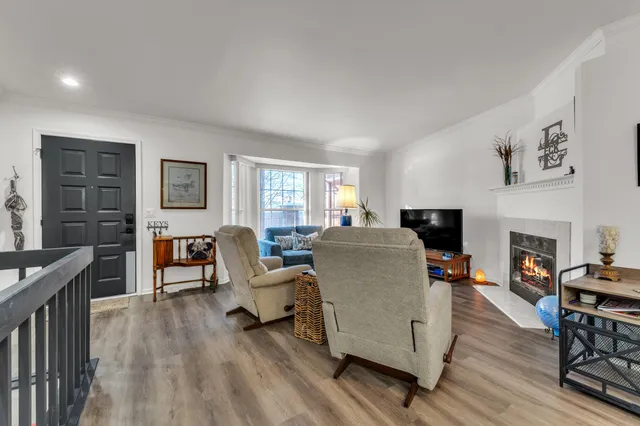 $314,900 | 7156 Sturnbridge, West Bloomfield, MI 48322