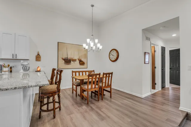 $314,900 | 7156 Sturnbridge, West Bloomfield, MI 48322