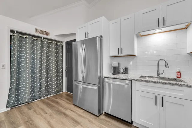 $314,900 | 7156 Sturnbridge, West Bloomfield, MI 48322