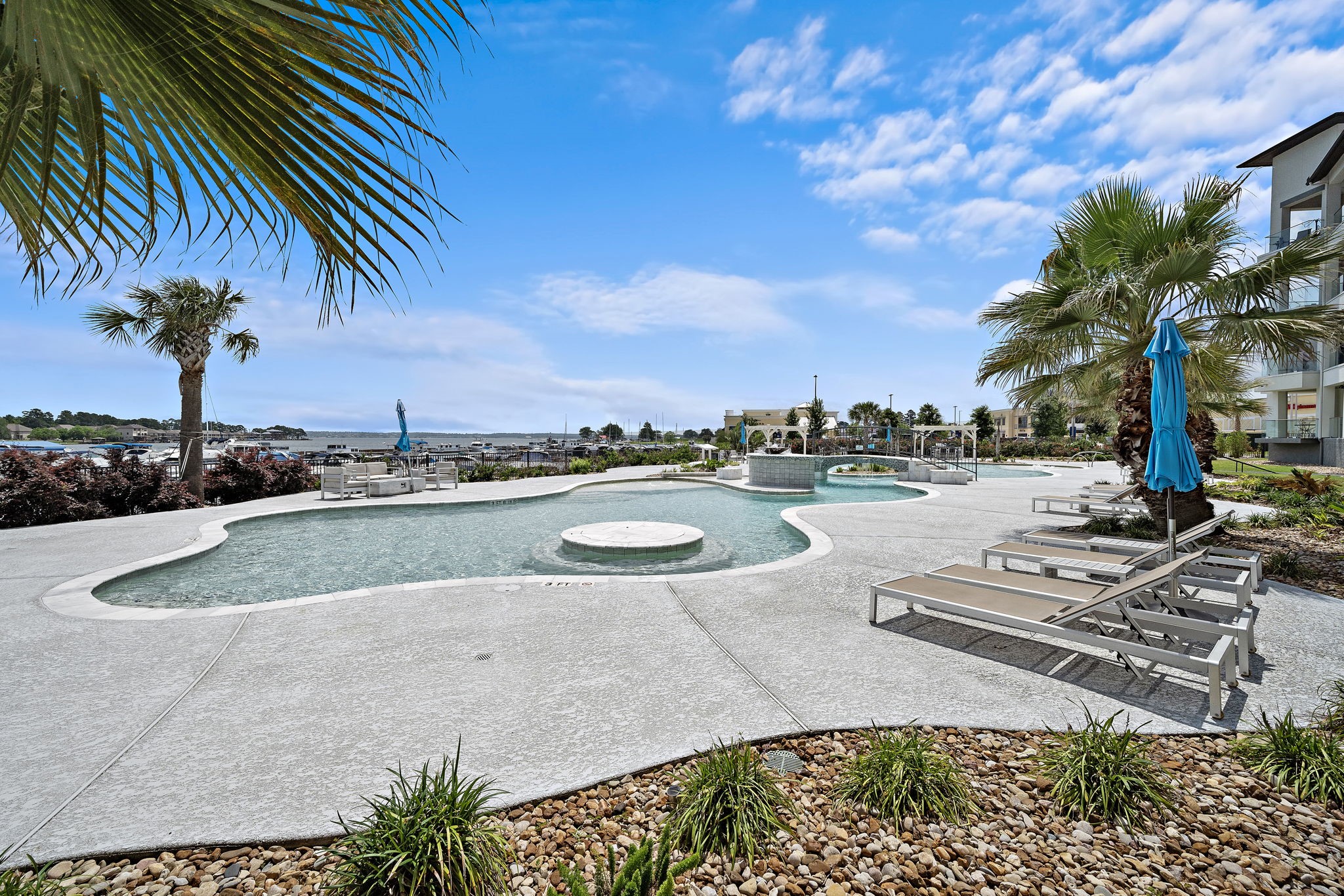 199 Waterpoint Court, Unit 304 Conroe, TX 77304 - Photo 2 of 16