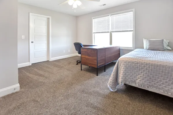 $1,975 | 410 Andean Court, Clarksville, TN 37040