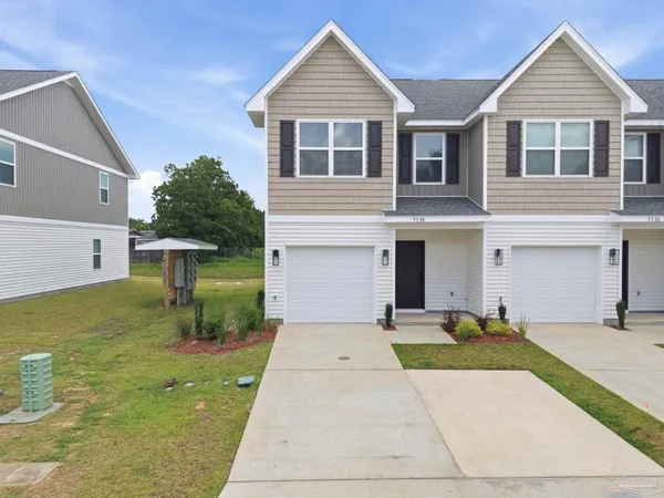 $2,000 | 5530 Lexlee Boulevard, Pensacola, FL 32526