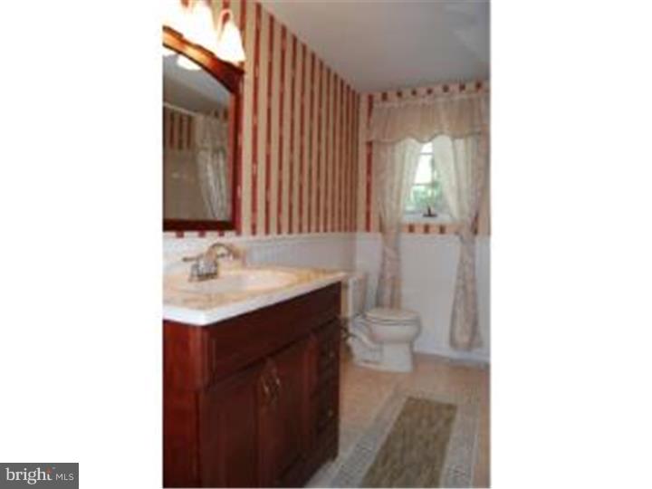 154 Forge Road Delran, NJ 08075 - Photo 10 of 15