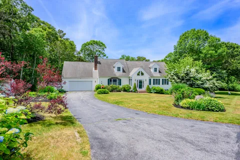 $1,200,000 | 29 Waterview Circle, Centerville, MA 02601