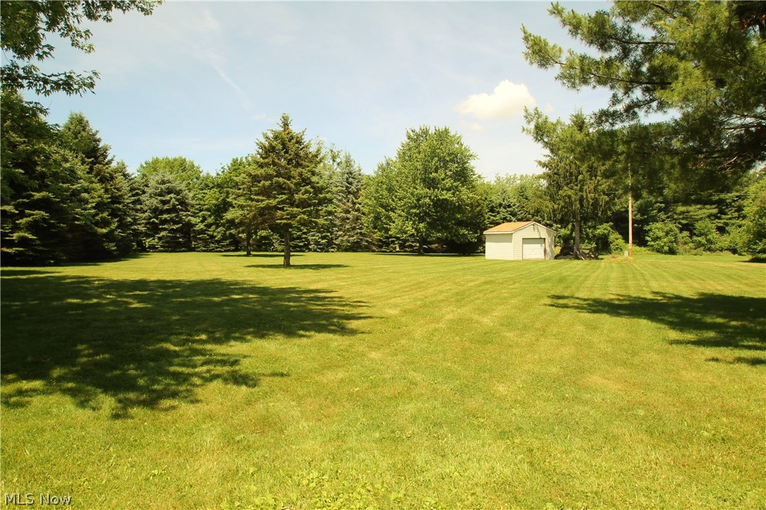 720 South Medina Line Road Wadsworth, OH 44281 - Photo 2 of 26