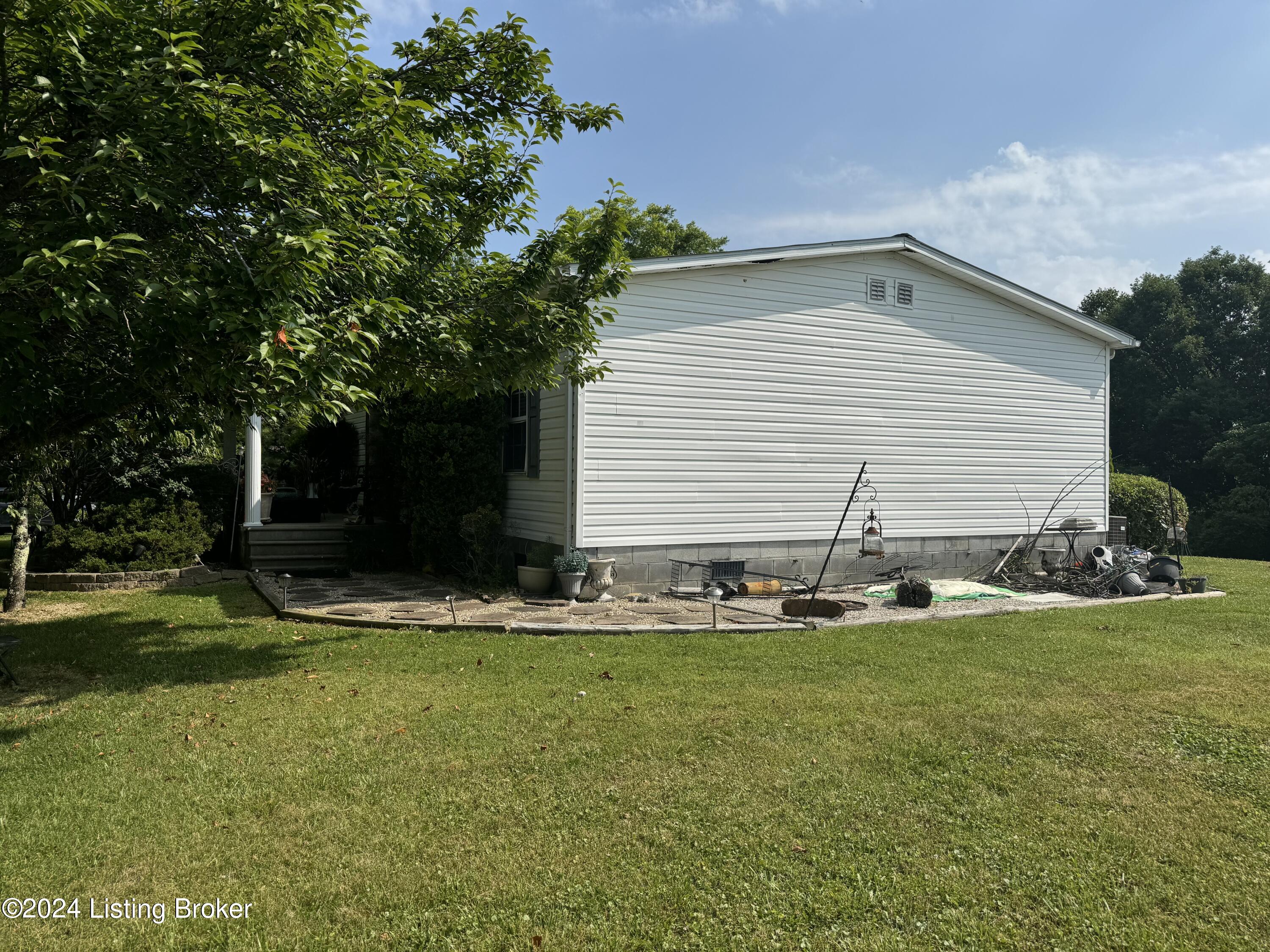 110 Weaver Ridge Road Morehead, KY 40351 - Photo 16 of 38 IMG_3320