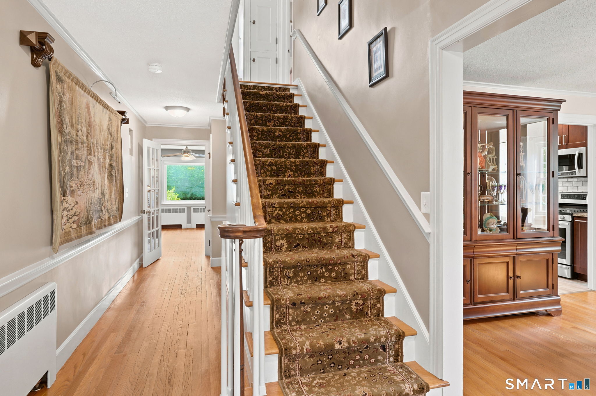 37 Cleveland Road New Haven, CT 06515 - Photo 2 of 30