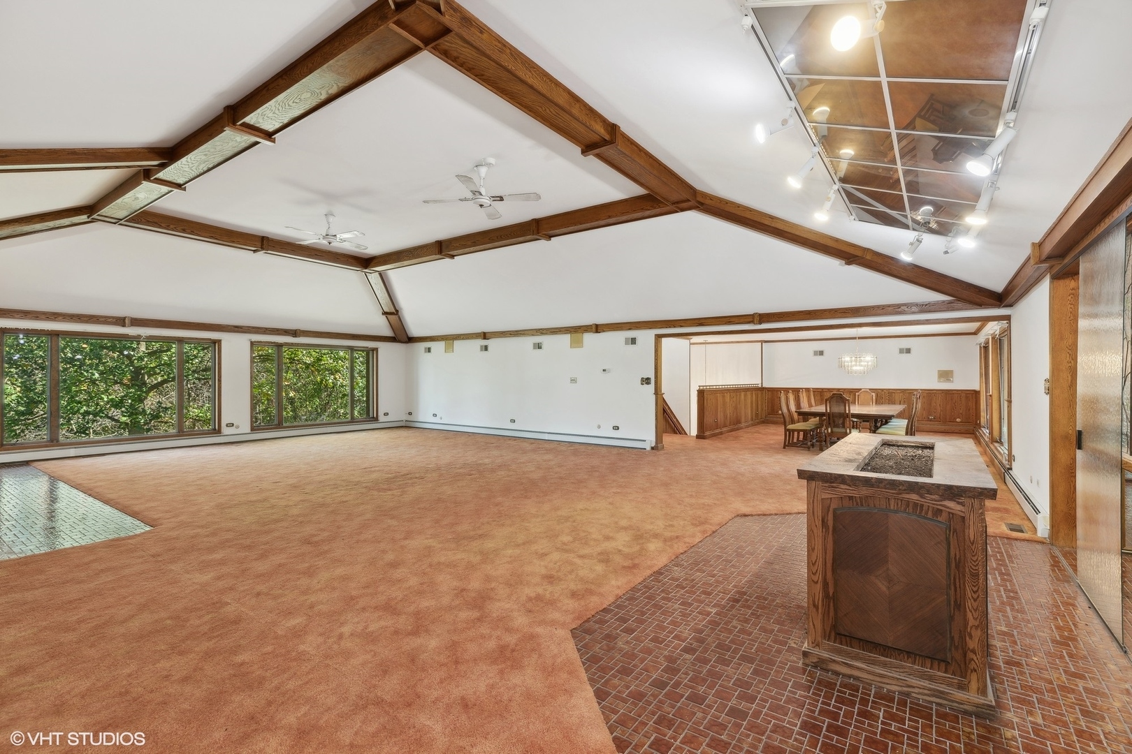 27721 South Klemme Road Crete, IL 60417 - Photo 7 of 28 a view of a garage
