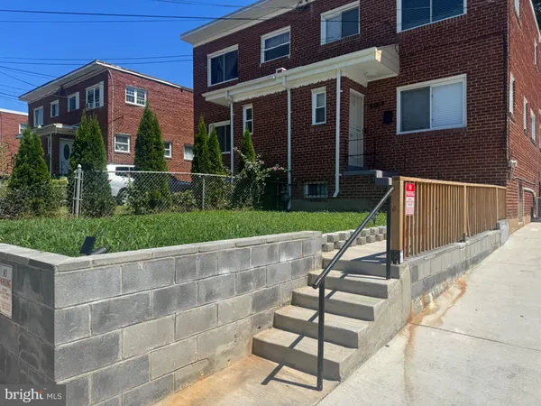 $4,000 | 8315 Navahoe Drive, Silver Spring, MD 20903