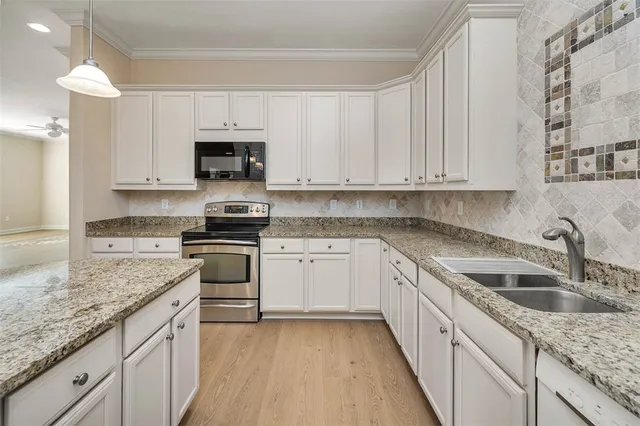 $750,000 | 1301 Grand View Dr Street, Pooler, GA 31322