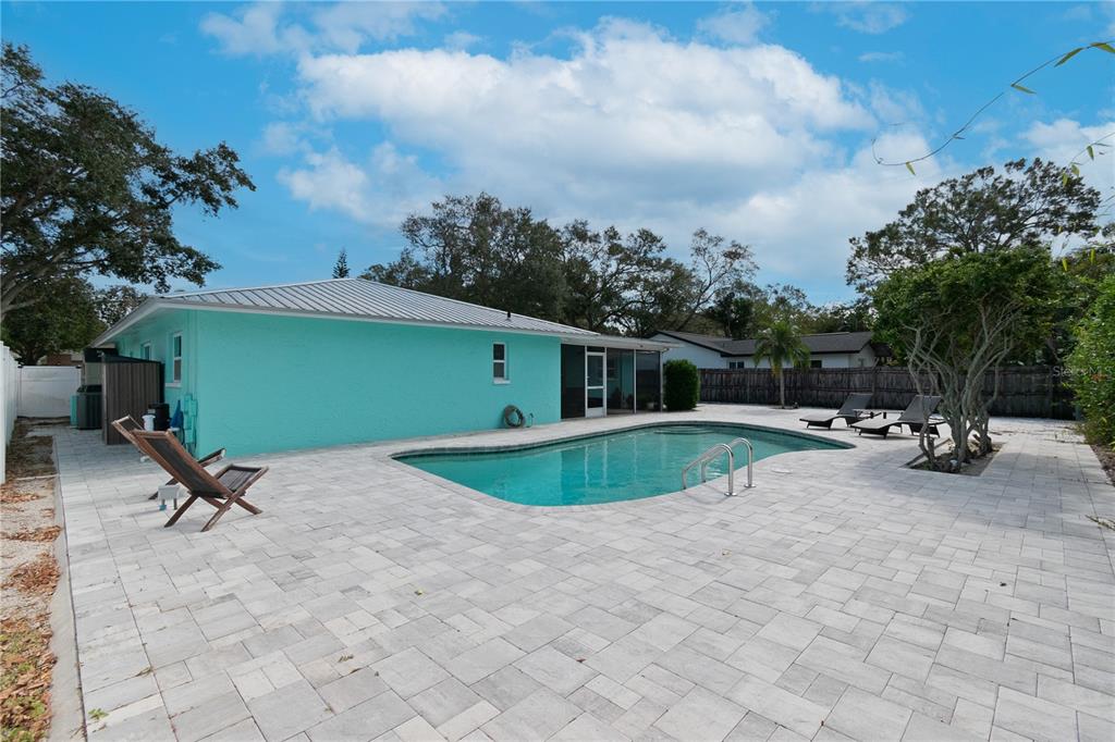 1250 Dinnerbell Lane East Dunedin, FL 34698 - Photo 38 of 44