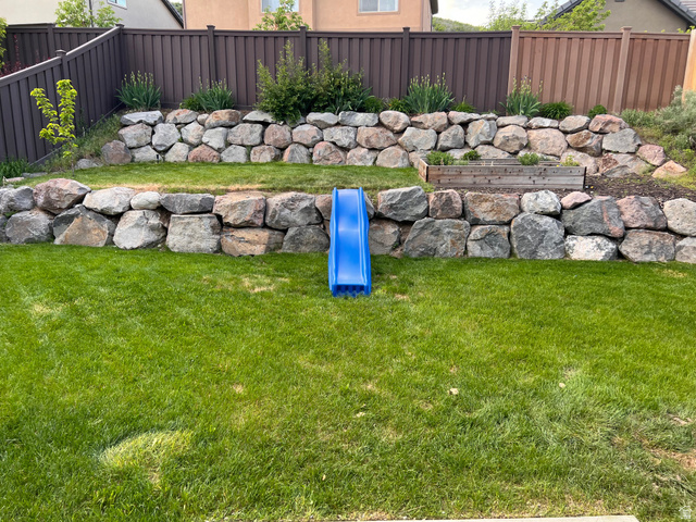 2001 Fielding Hill Lane Draper, UT 84020 - Photo 3 of 21 View of fenced backyard