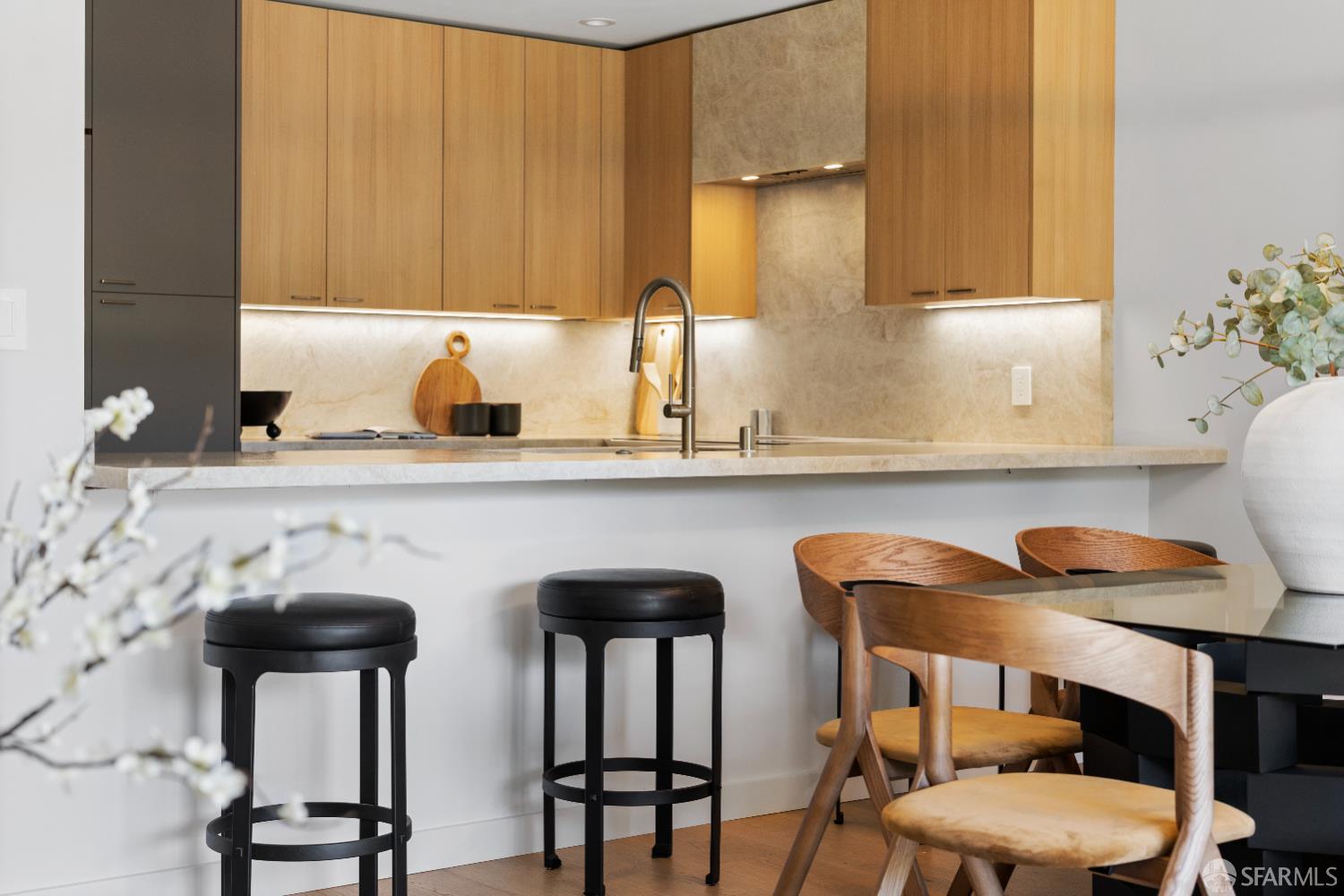 37 Los Altos Square Los Altos, CA 94022 - Photo 15 of 55