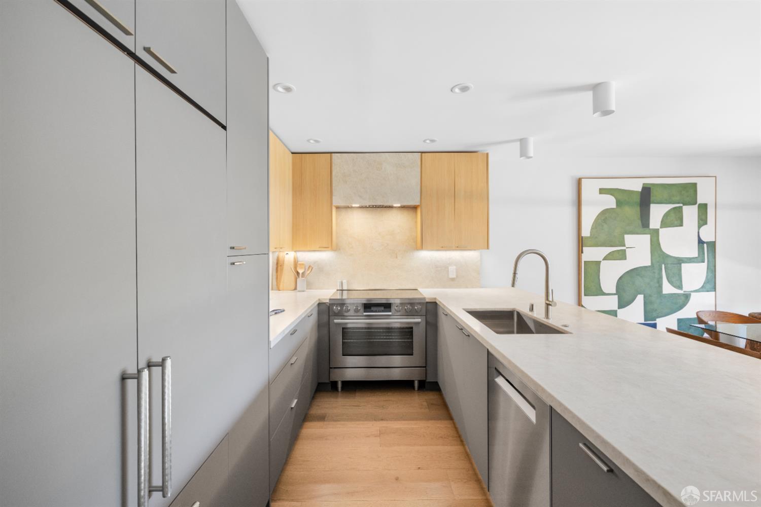 37 Los Altos Square Los Altos, CA 94022 - Photo 16 of 55