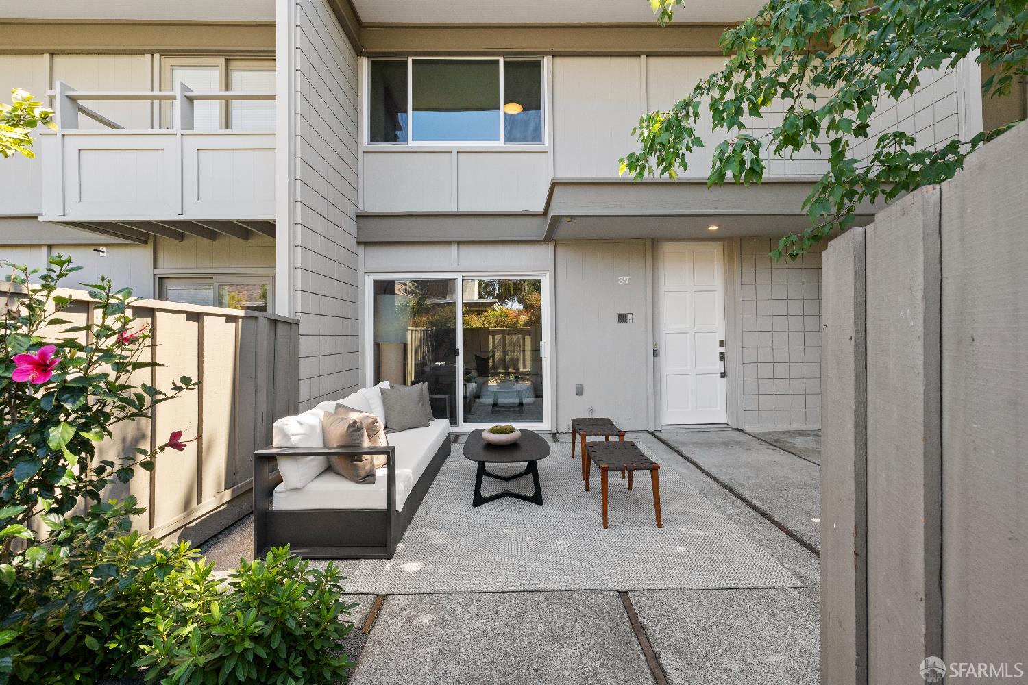 37 Los Altos Square Los Altos, CA 94022 - Photo 46 of 55