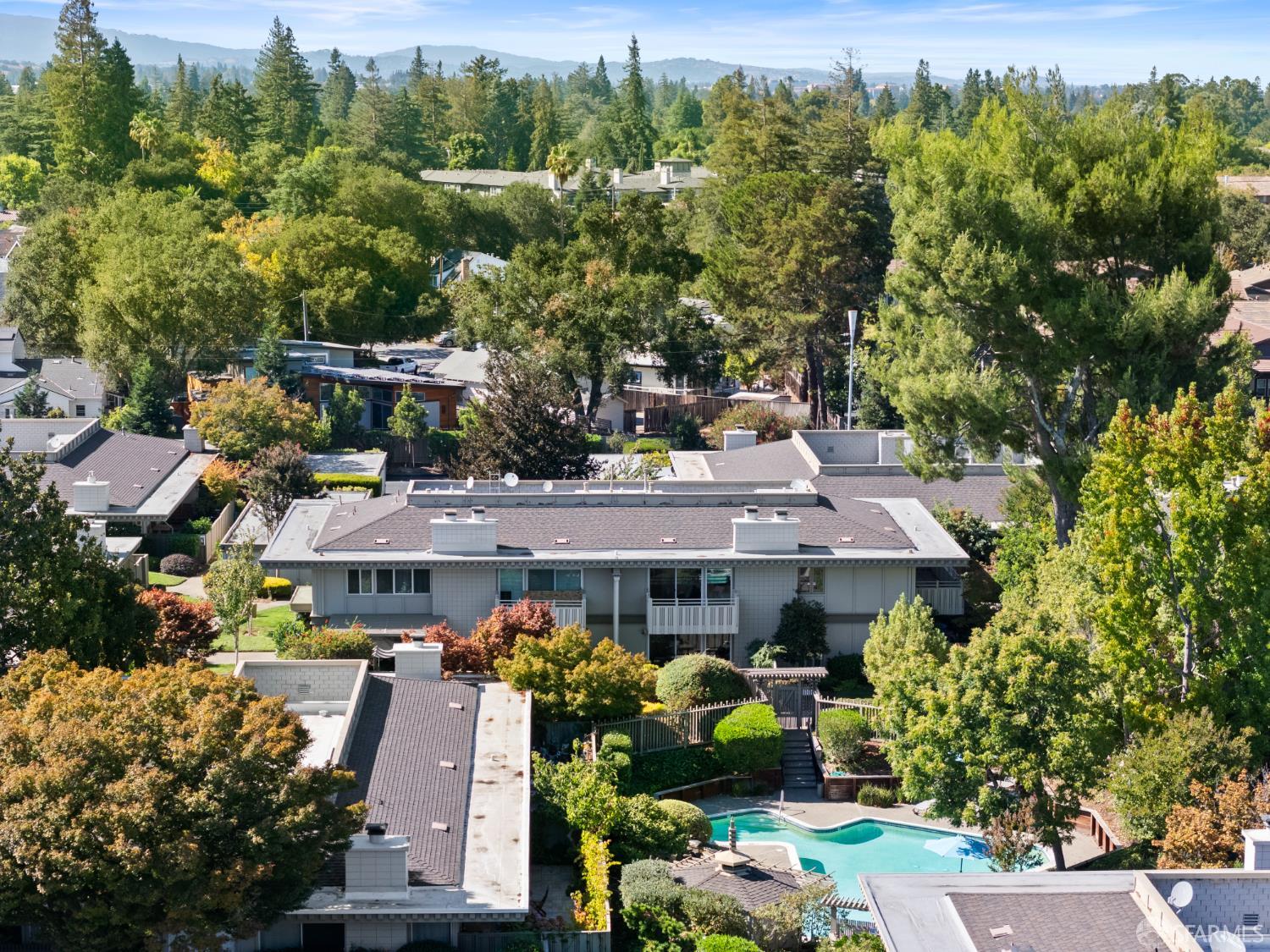 37 Los Altos Square Los Altos, CA 94022 - Photo 50 of 55
