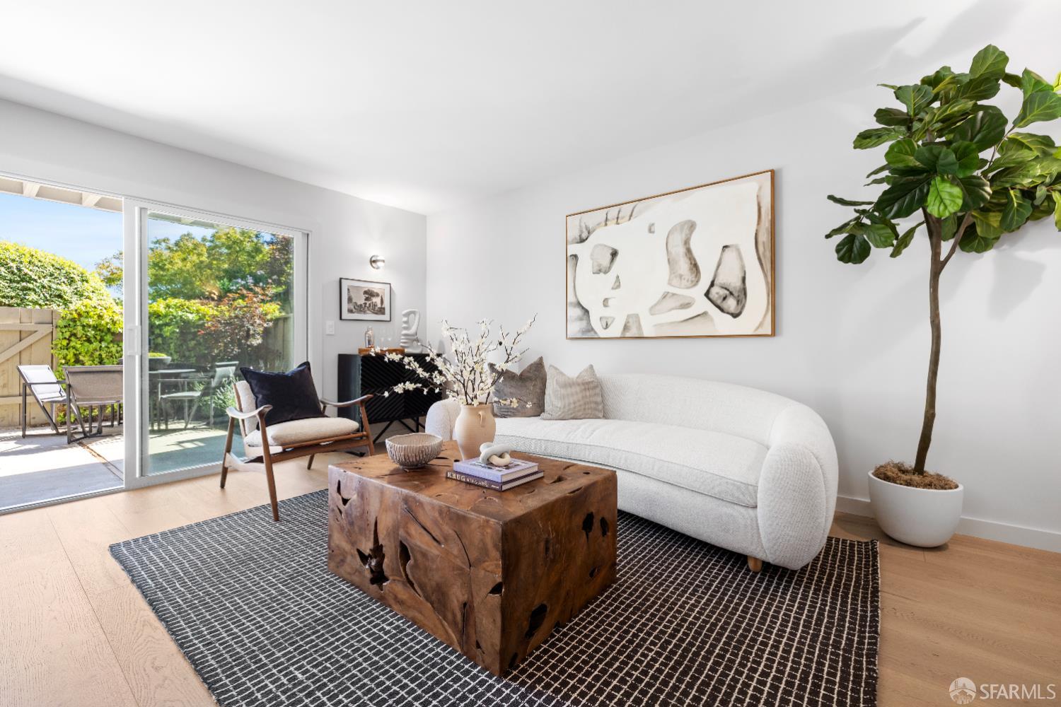 37 Los Altos Square Los Altos, CA 94022 - Photo 5 of 55