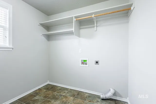 $459,900 | 5708 South Kimmer Cove Way, Boise, ID 83709