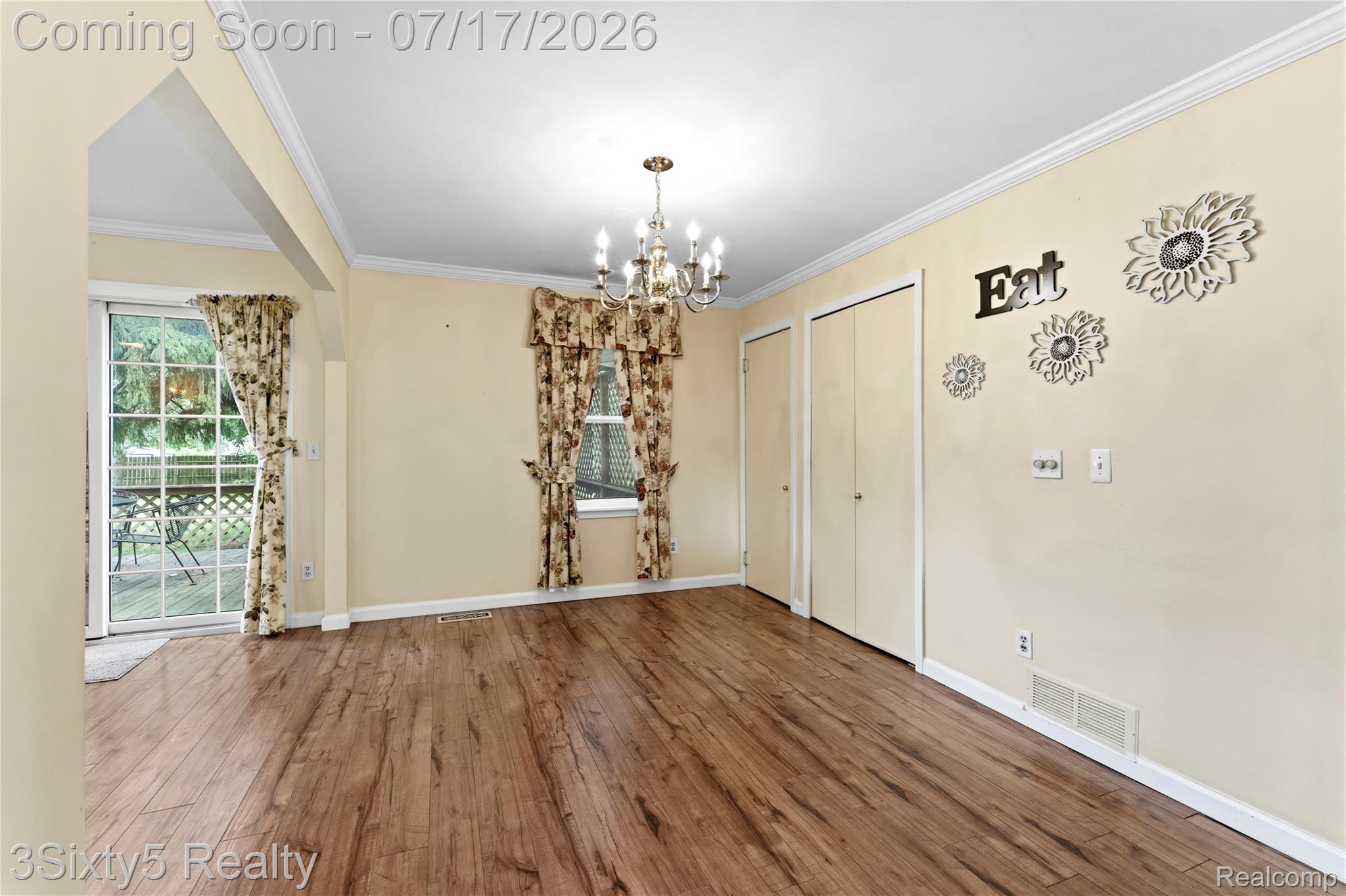 6732 Beech Daly Road Taylor, MI 48180 - Photo 11 of 30 metro shores media_011.jpg