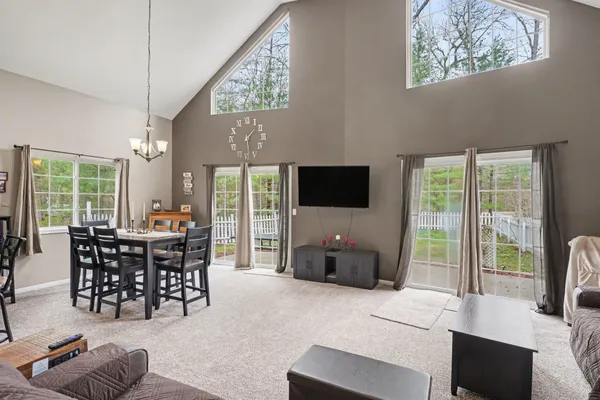 $369,900 | 4232 117th Avenue, Allegan, MI 49010