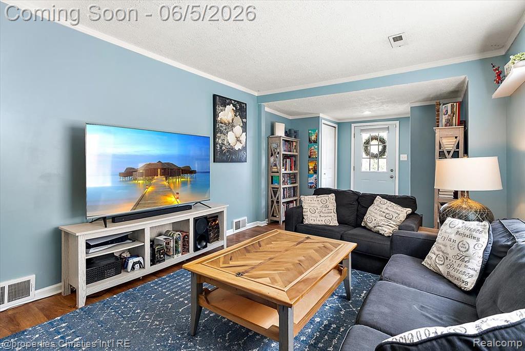 2715 Inman Street Ferndale, MI 48220 - Photo 6 of 29