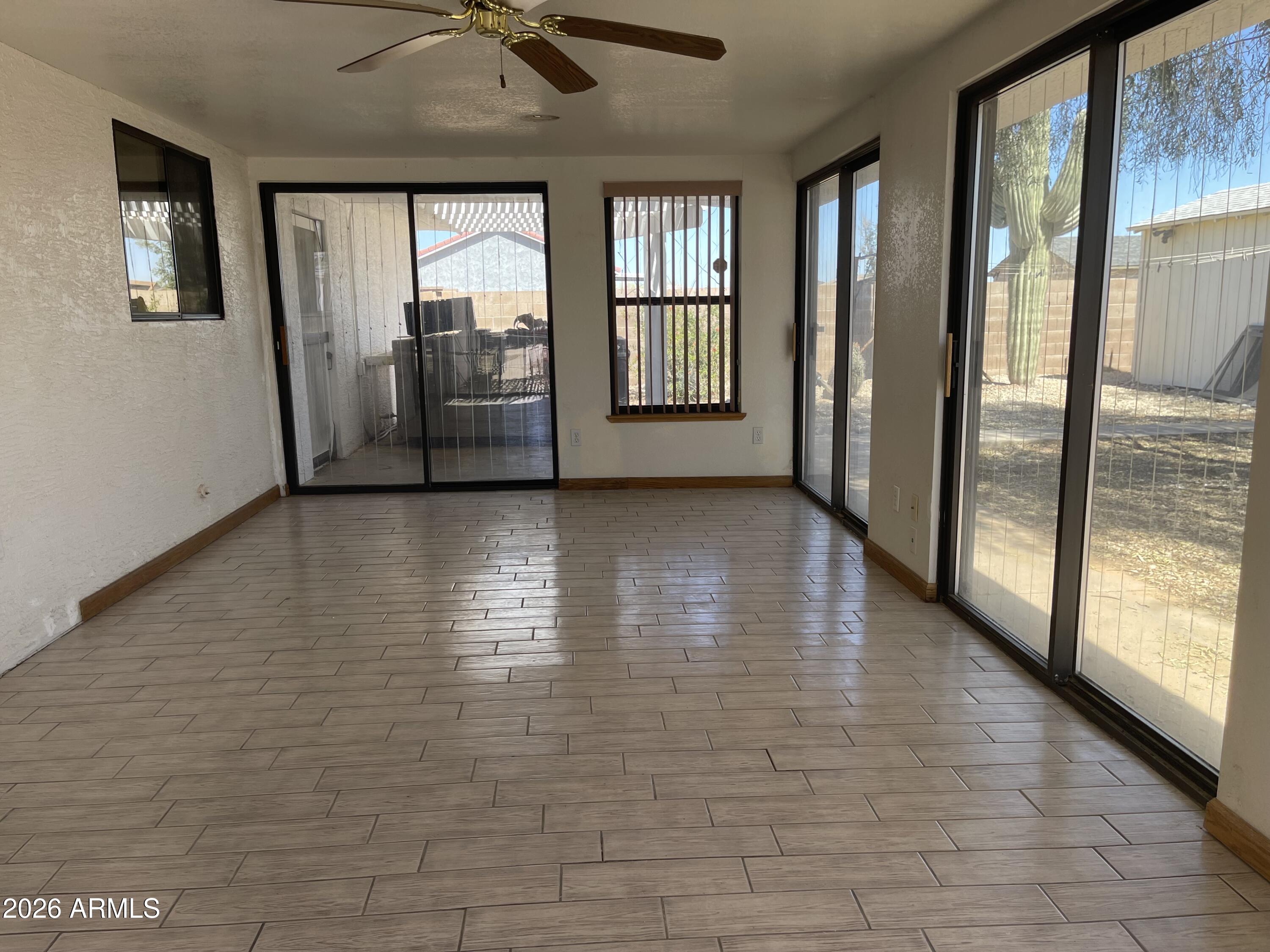 14555 South Acapulco Road Arizona City, AZ 85123 - Photo 31 of 46 Arizona Room