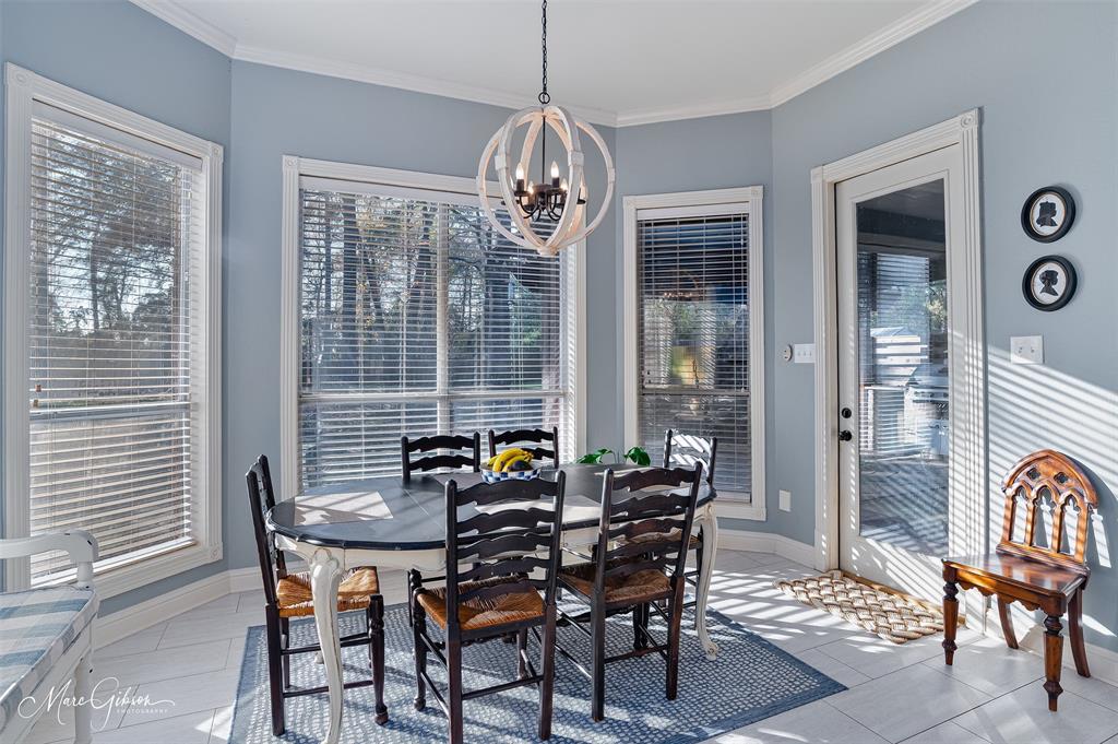 1310 Bay Ridge Drive Bossier City, LA 71111 - Photo 15 of 37 a dining room with furniture and window
