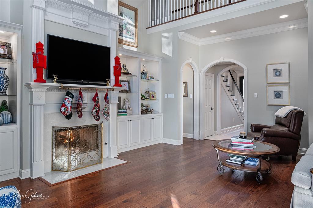 1310 Bay Ridge Drive Bossier City, LA 71111 - Photo 16 of 37 a living room with furniture and a flat screen tv