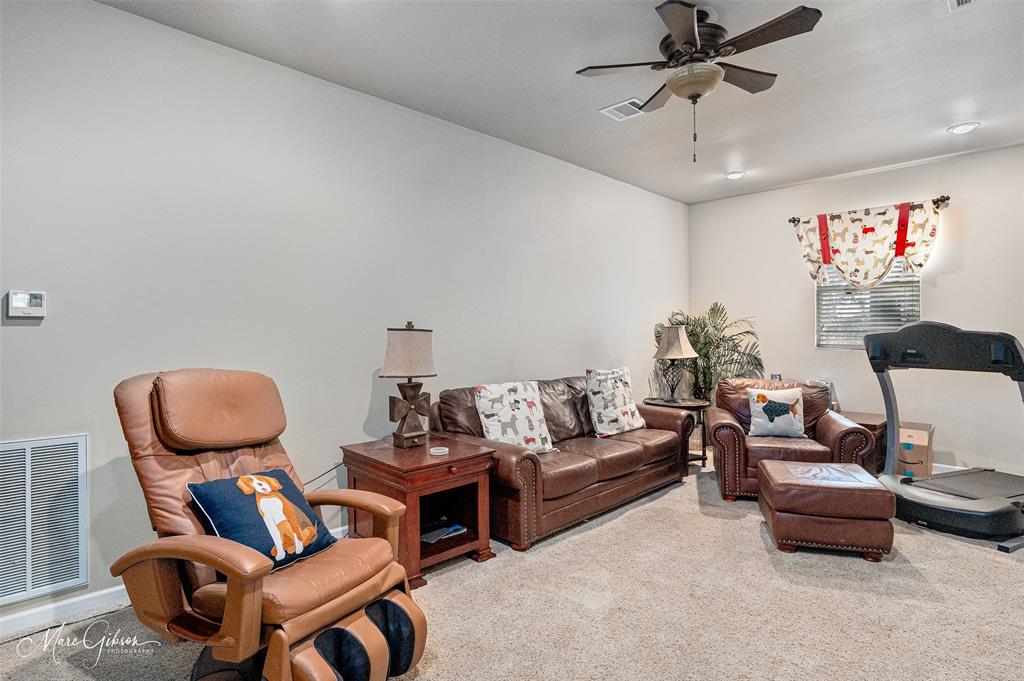 1310 Bay Ridge Drive Bossier City, LA 71111 - Photo 33 of 37 a living room with furniture