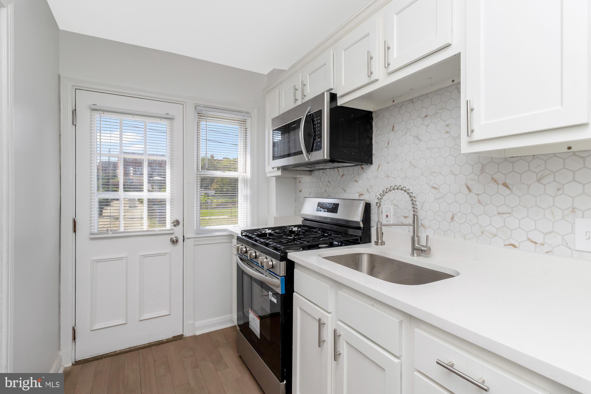 516 Sunset Road Baltimore, MD 21223 - Photo 8 of 37 Gallery Image 8
