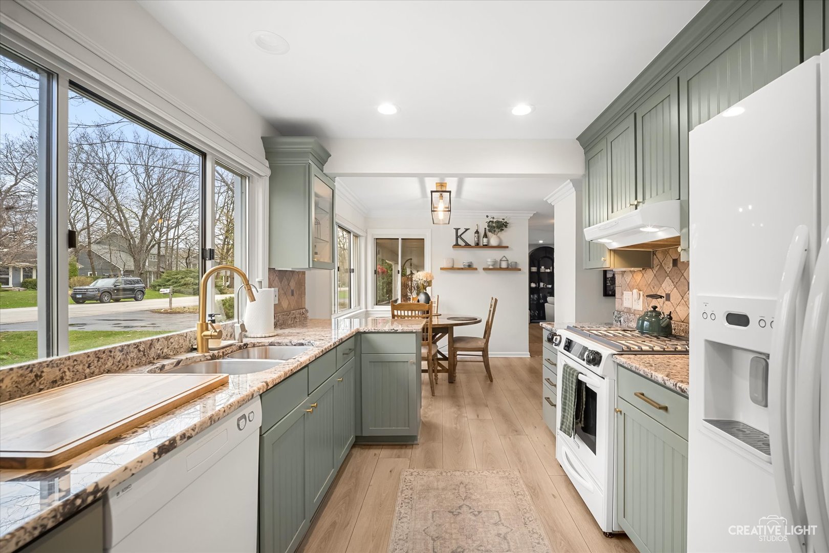 93 Golfview Road Lake Zurich, IL 60047 - Photo 10 of 26 Gallery Image 10
