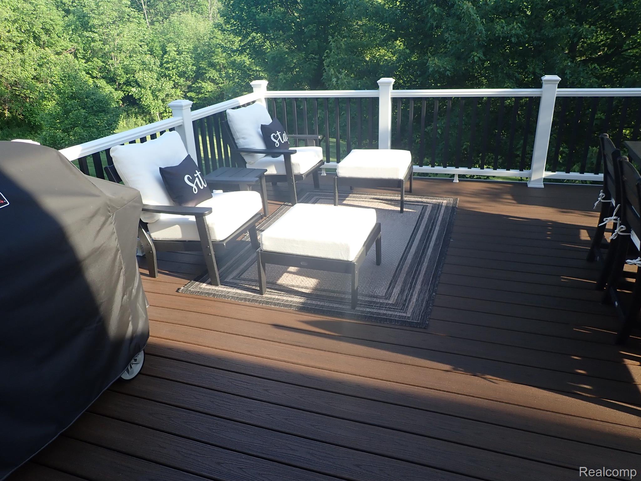 10438 Coolidge Road Goodrich, MI 48438 - Photo 19 of 49 Upstairs patio