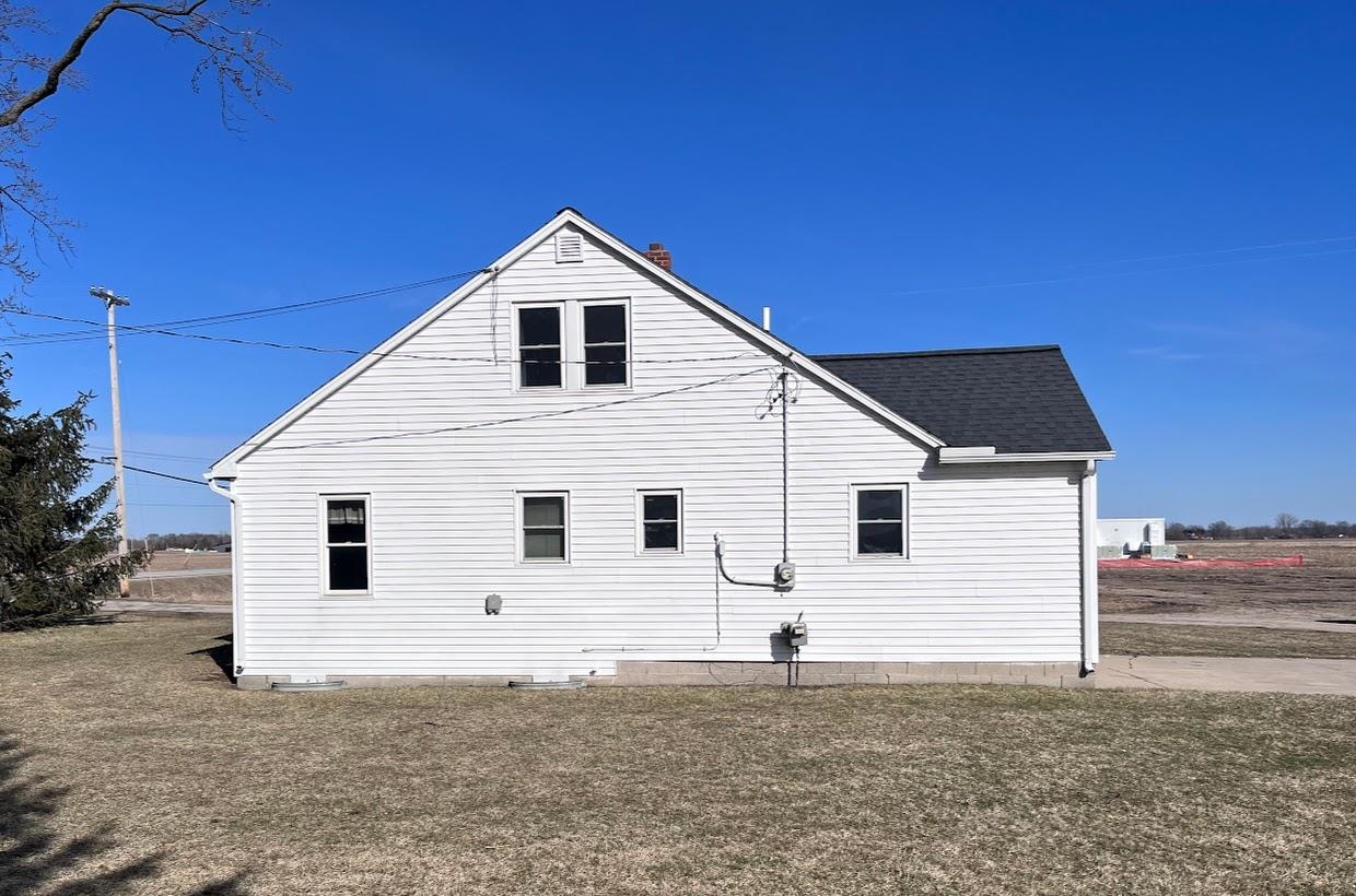 1066 East Pinconning Road Pinconning, MI 48650 - Photo 4 of 20