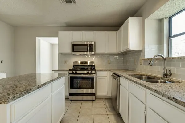 $2,500 | 1305 Chicota Drive, Plano, TX 75023