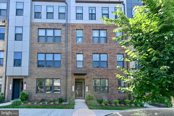 $2,995 | 13543 Sayward Boulevard, Unit 69, Herndon, VA 20171