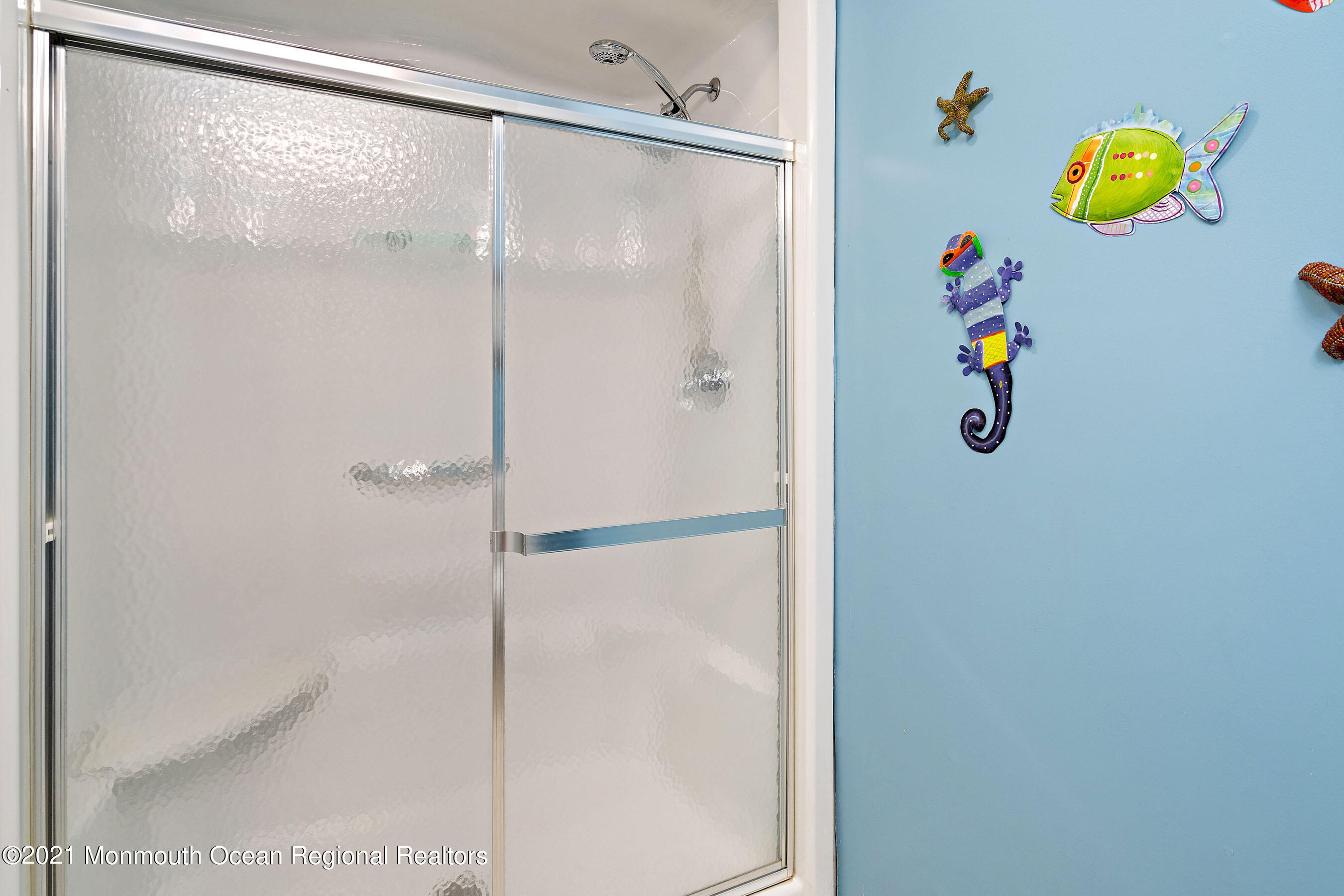88 Beechwood Road Lincroft, NJ 07738 - Photo 19 of 33 a bathroom with a shower