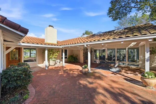 $3,498,000 | 19601 Canon Drive, Los Gatos, CA 95030
