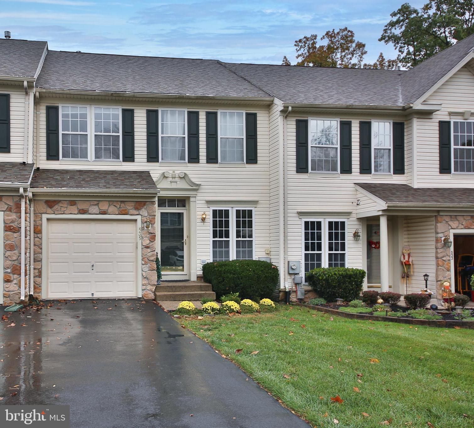 535 Mockingbird Way Warrington, PA 18976 - Photo 1 of 27 a front view of a house with a garden