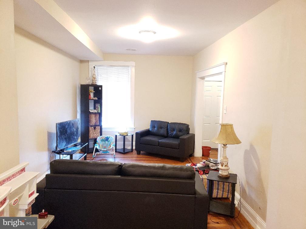 338 Marydell Road Baltimore, MD 21229 - Photo 7 of 13