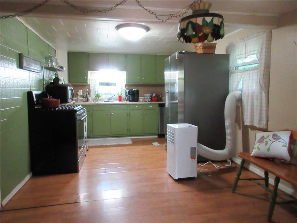 124 Heck Road Sarver, PA 16055 - Photo 7 of 25